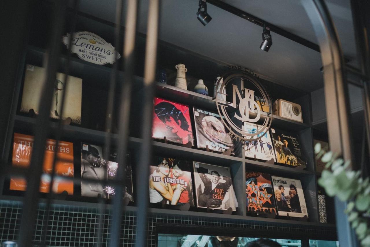 فندق Mojo Old Town Phranakorn بانكوك المظهر الخارجي الصورة